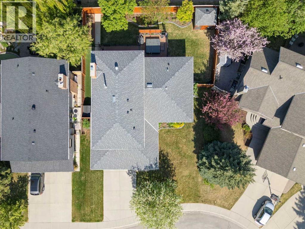 423 Lake Simcoe Crescent SE - 47