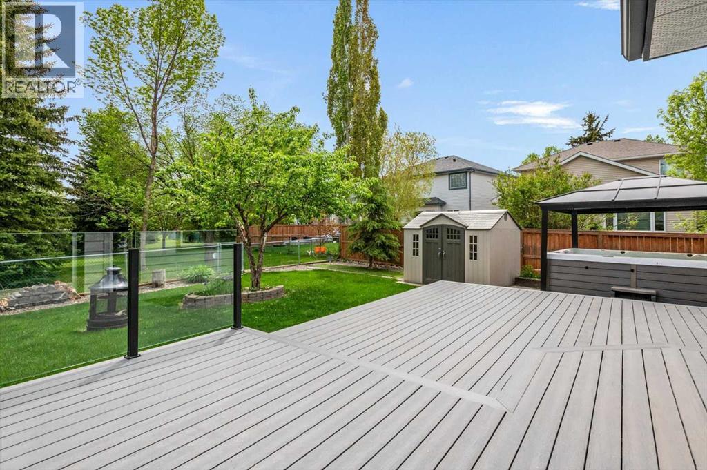 12 Chaparral Crescent SE - 36