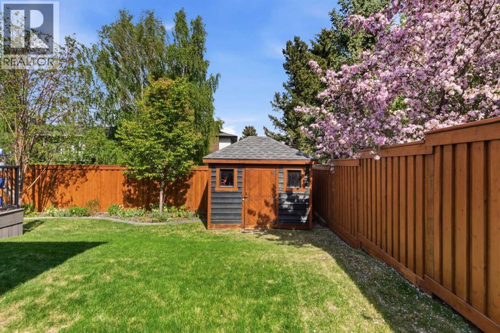 423 Lake Simcoe Crescent SE - 46