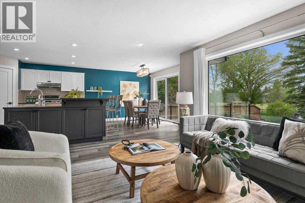 12 Chaparral Crescent SE - 16
