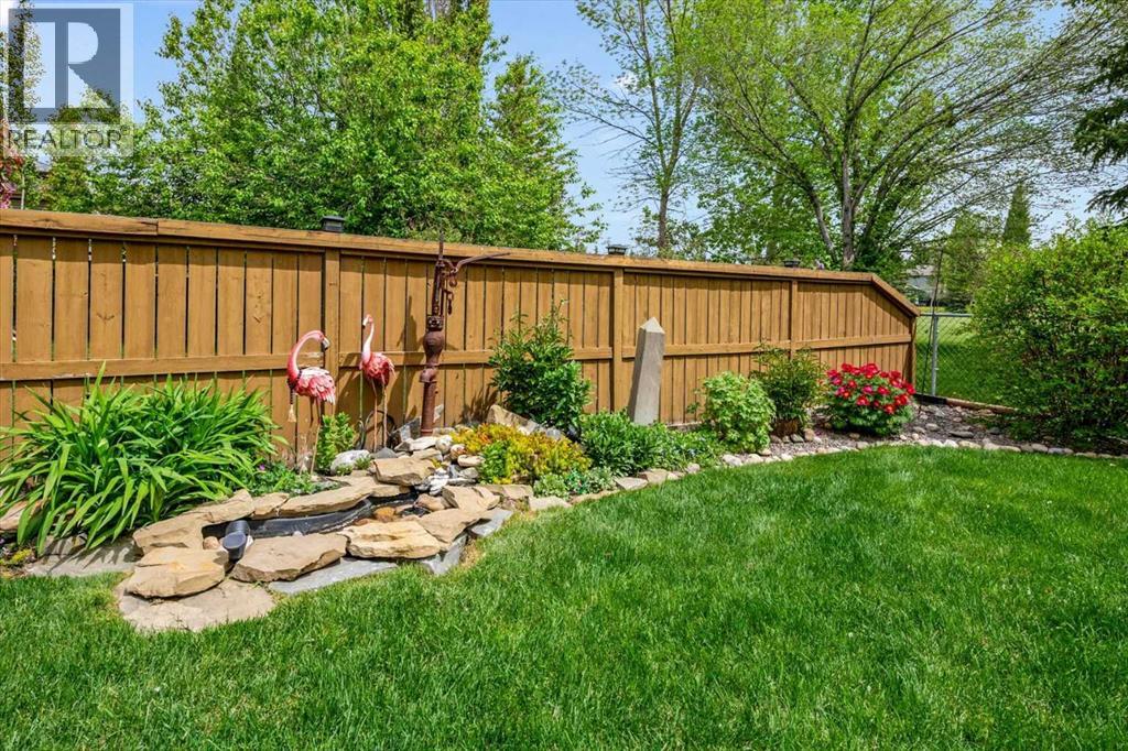 12 Chaparral Crescent SE - 42