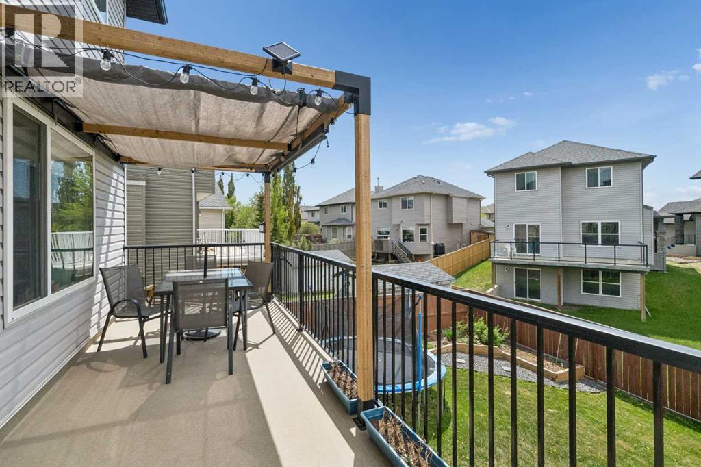 105 Royal Birch Crescent NW - 17
