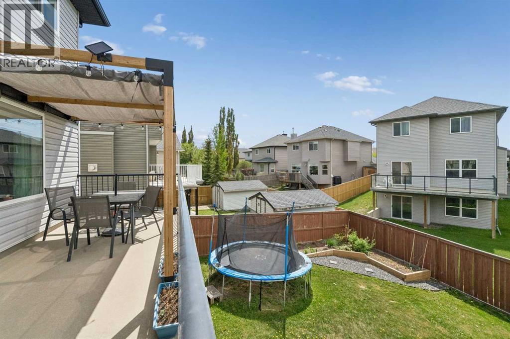 105 Royal Birch Crescent NW - 19