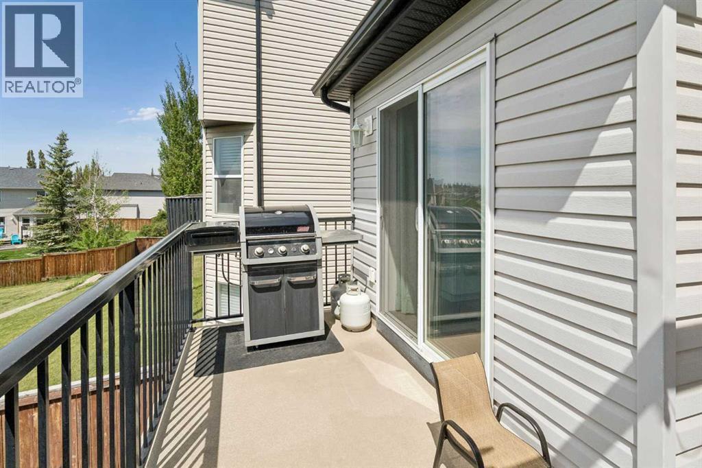 105 Royal Birch Crescent NW - 18