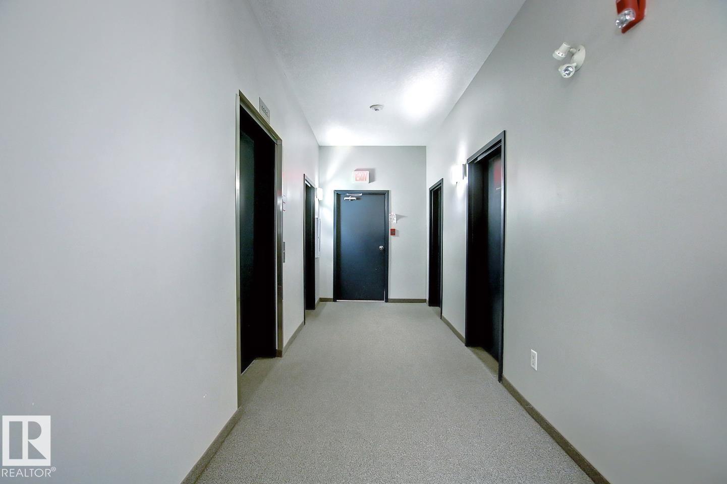 #102 10905 109 ST NW - 28