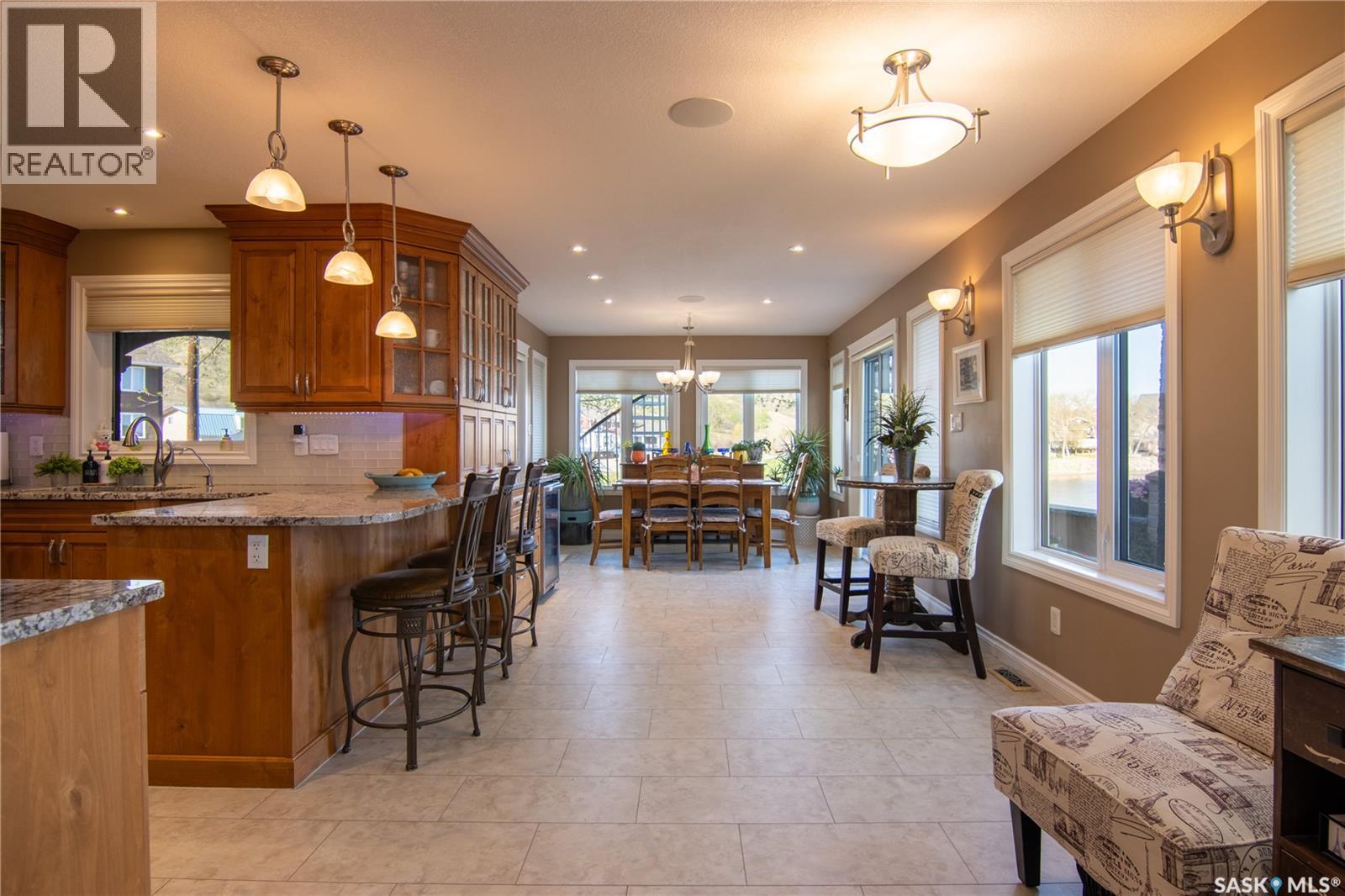 Surfside Drive East - 38