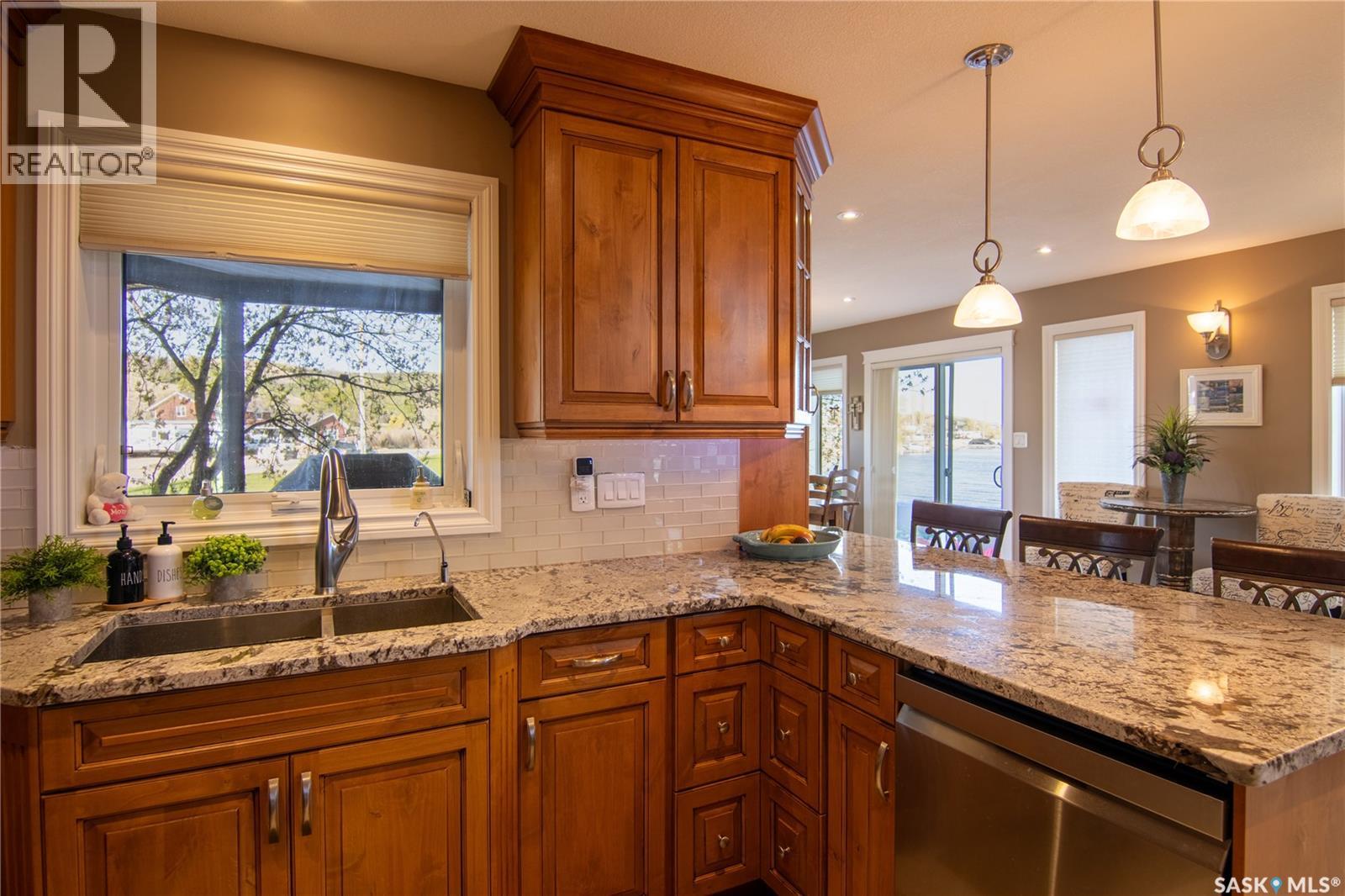 Surfside Drive East - 41