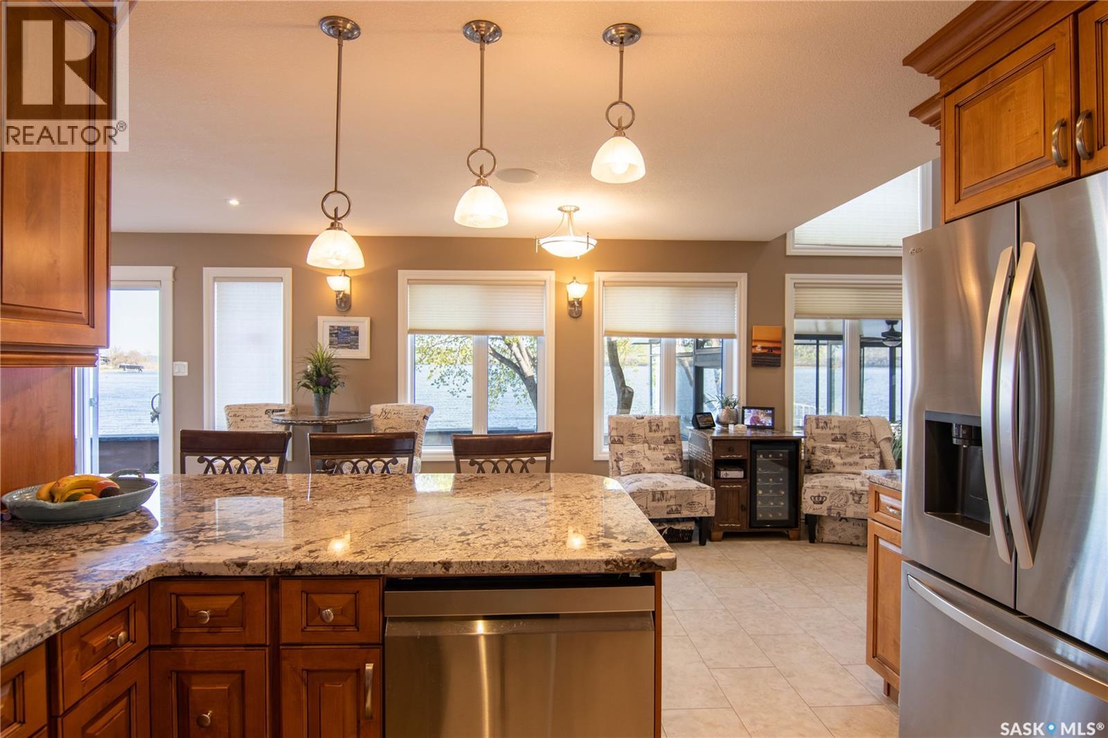 Surfside Drive East - 42