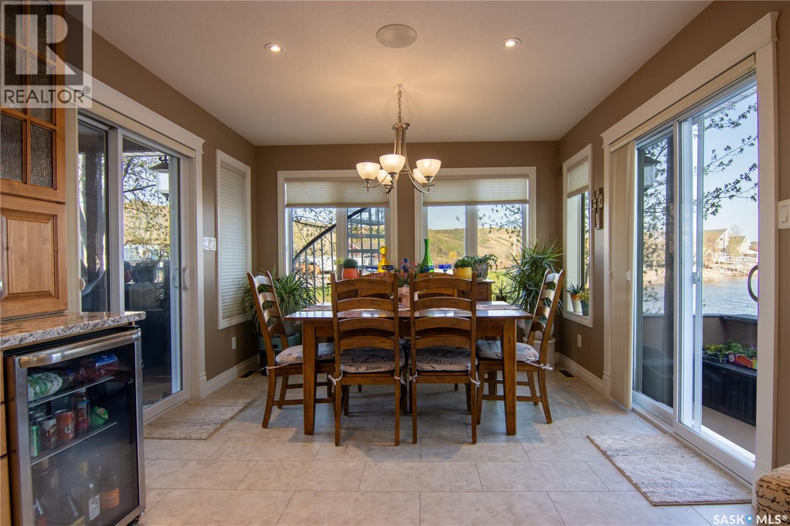 Surfside Drive East - 44