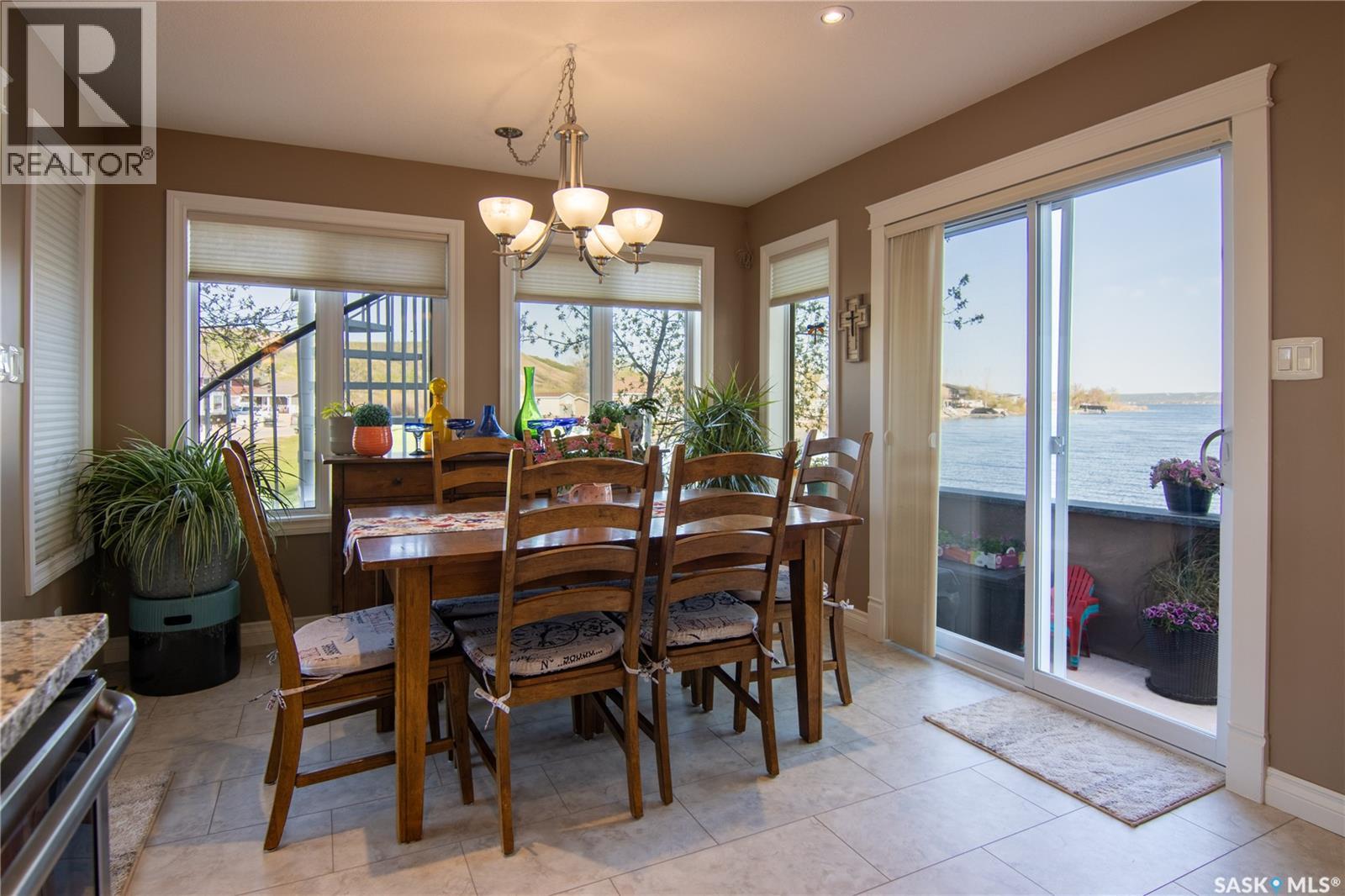 Surfside Drive East - 45