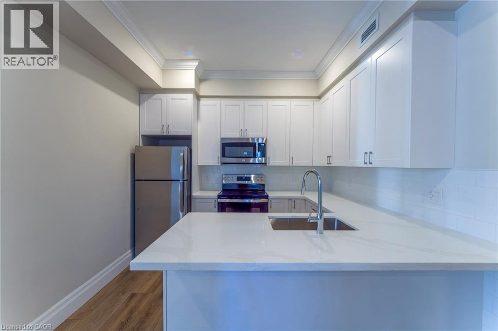 Photo of 100 CHARLTON Avenue
