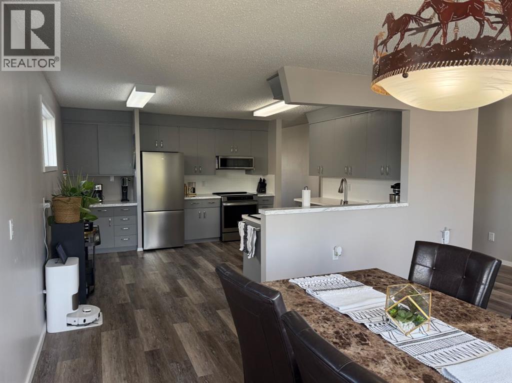 4804 37 Street — photo 12