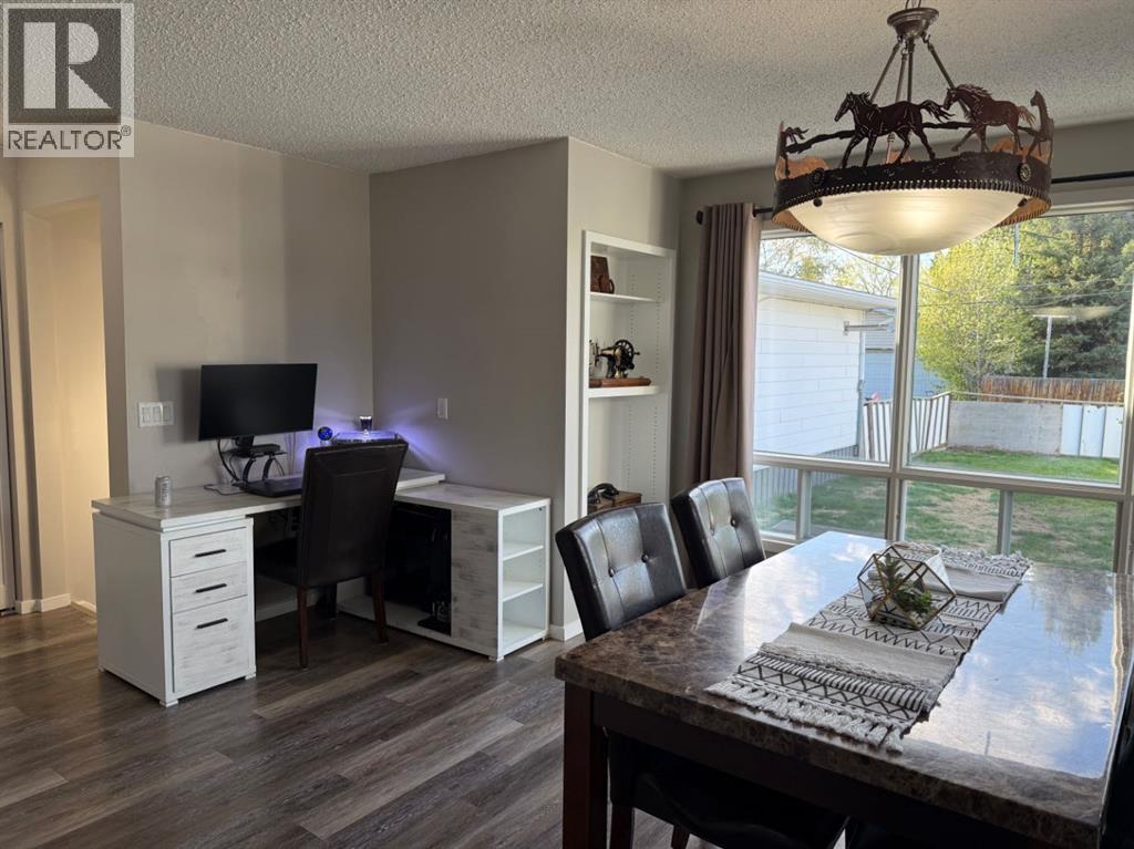 4804 37 Street — photo 11