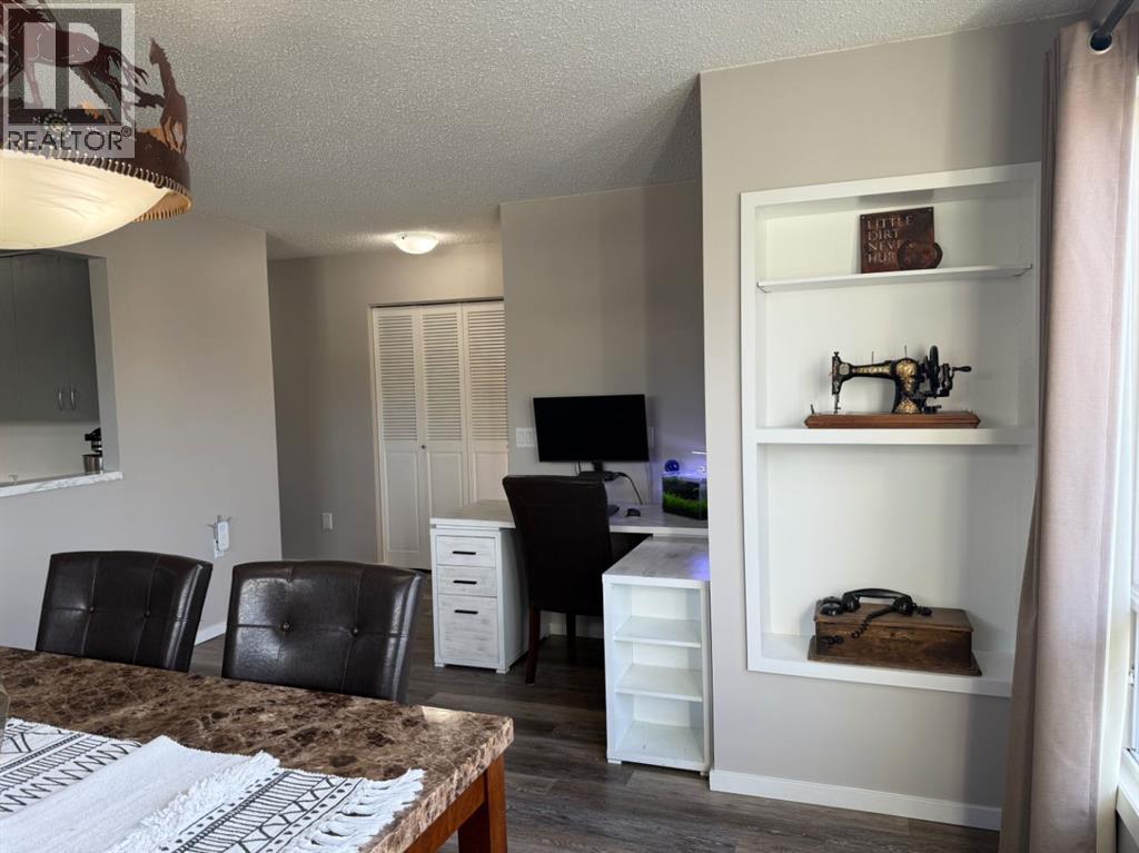 4804 37 Street — photo 14