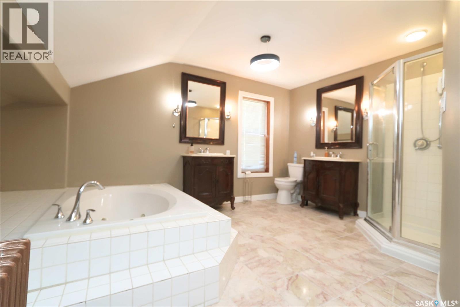 34 Laurier AVENUE - 23