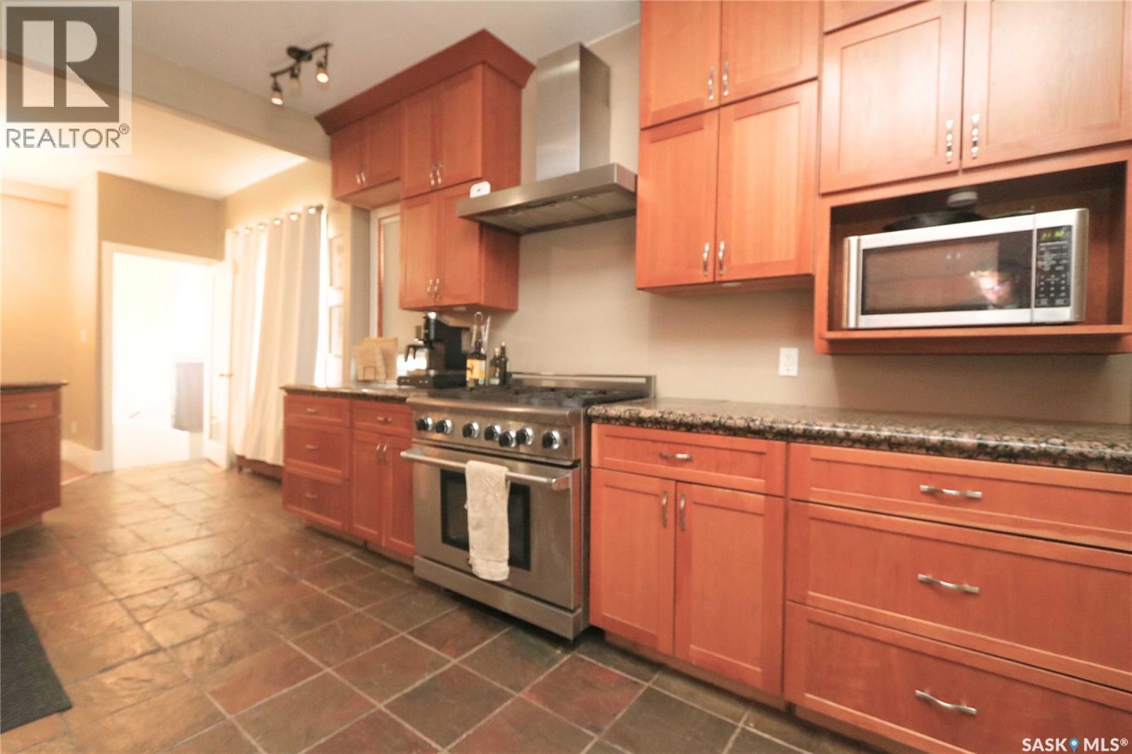 34 Laurier AVENUE - 9