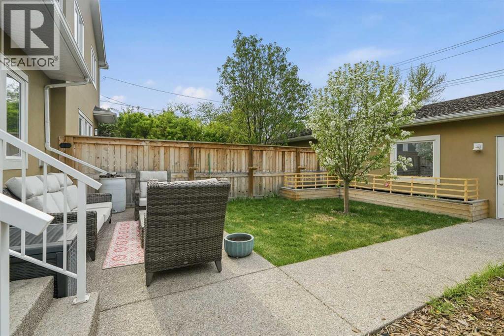 226 11 Avenue NW - 26