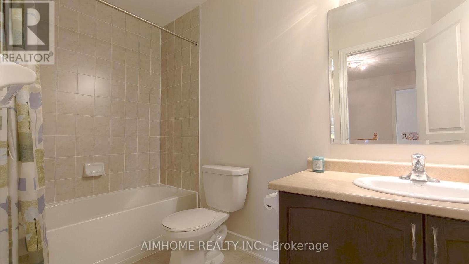 44 COURTING HOUSE PLACE - 17