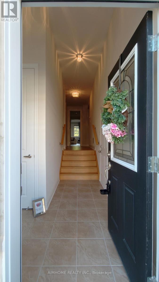 44 COURTING HOUSE PLACE - 2