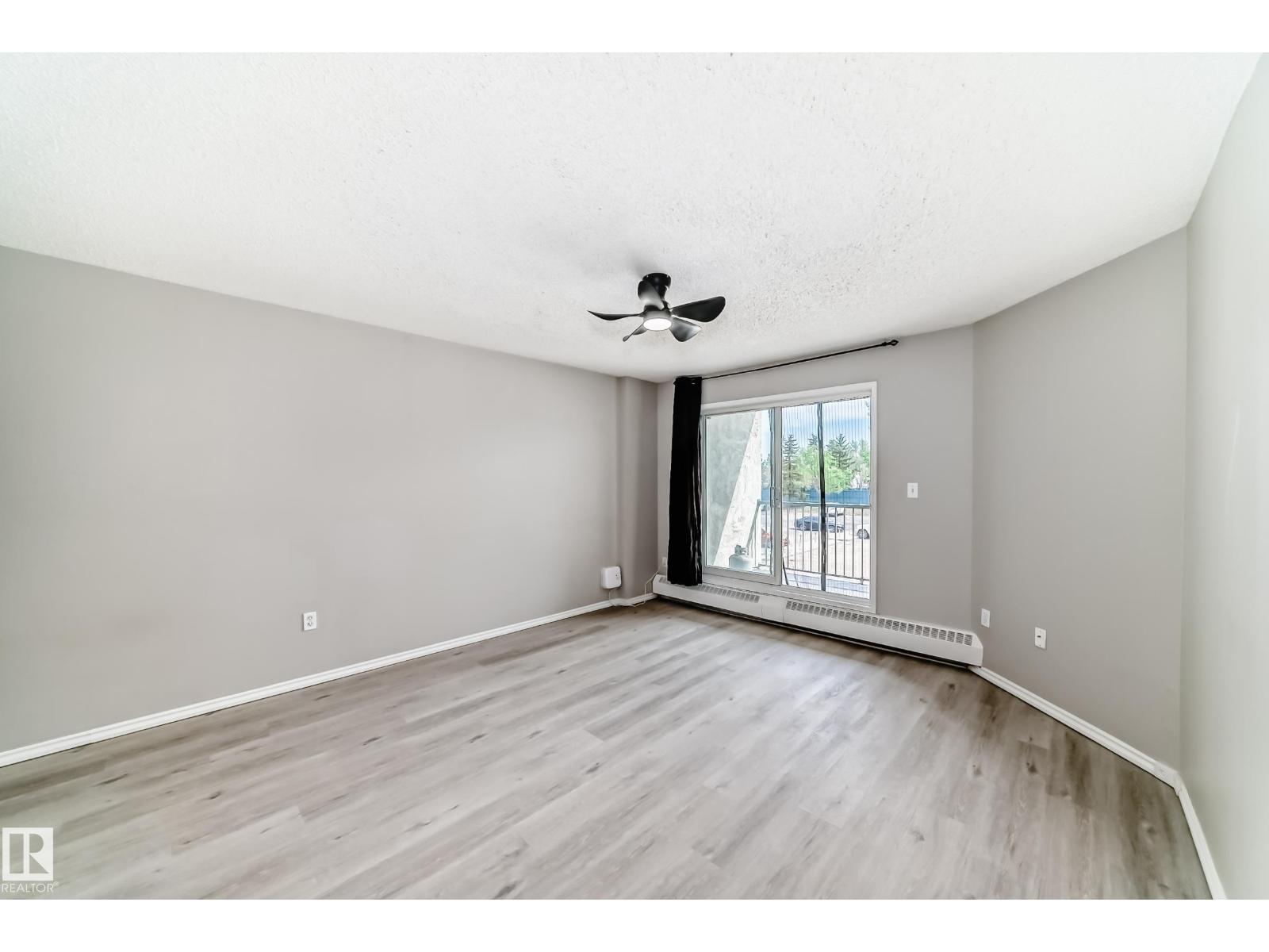 #204 2508 50 ST NW - 18