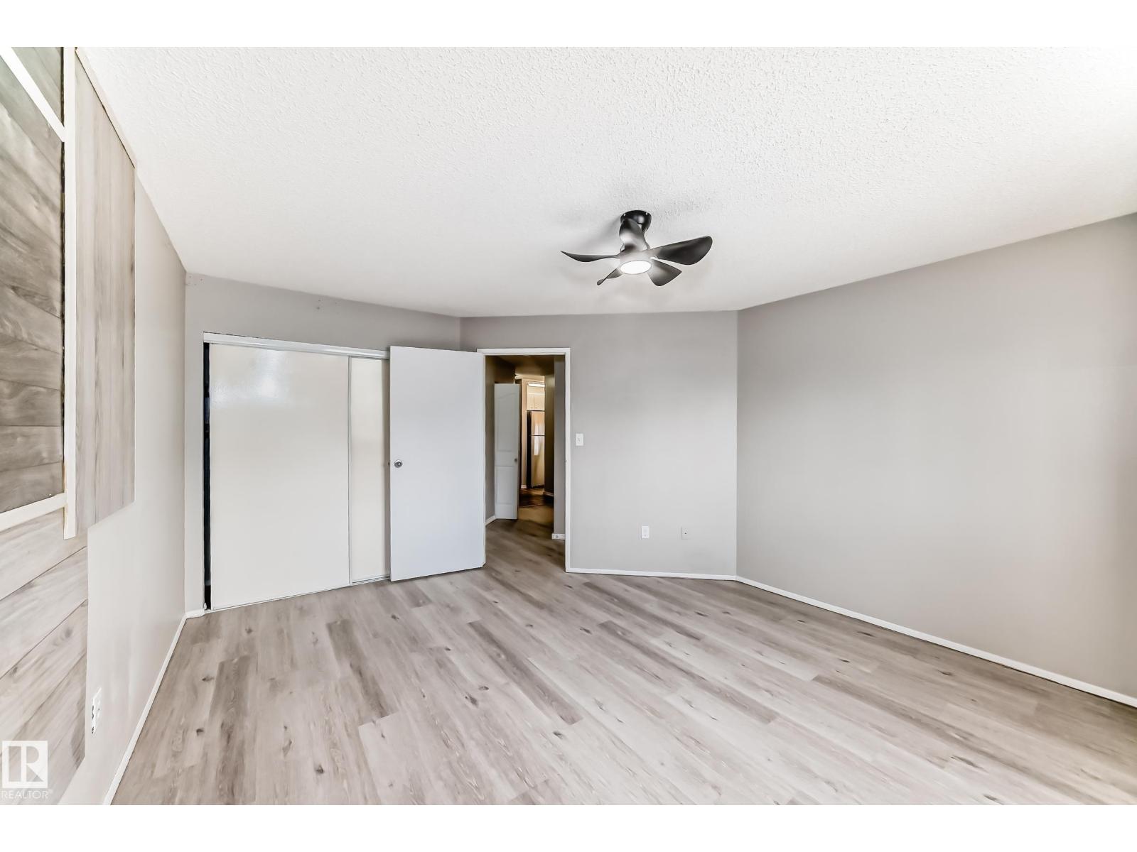 #204 2508 50 ST NW - 24
