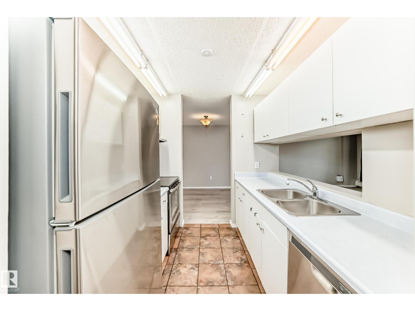 #204 2508 50 ST NW - 6