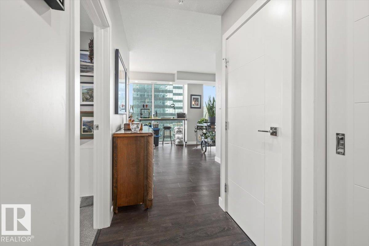 #1200 10180 103 ST NW - Image 2