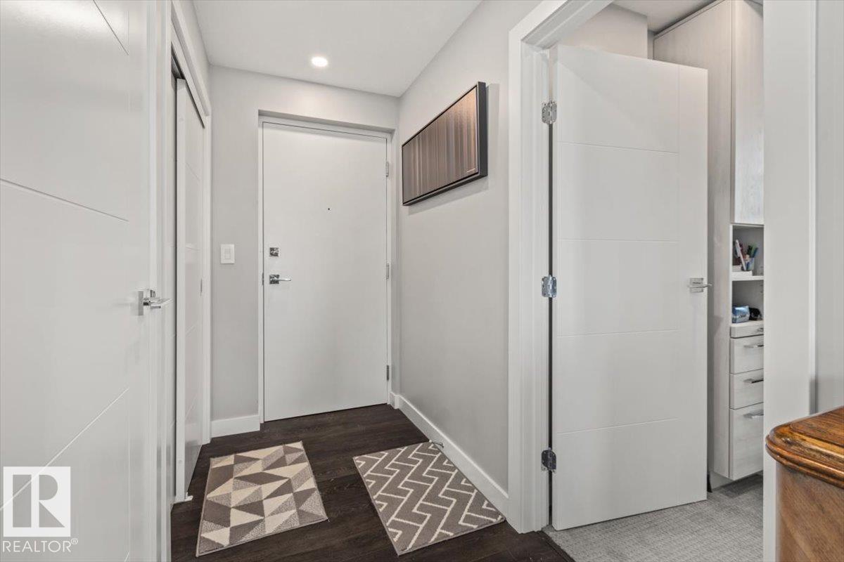 #1200 10180 103 ST NW - 29