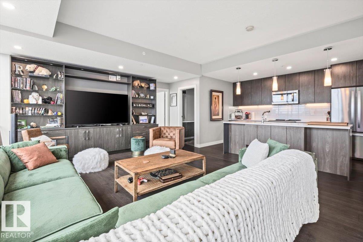 #1200 10180 103 ST NW - 5