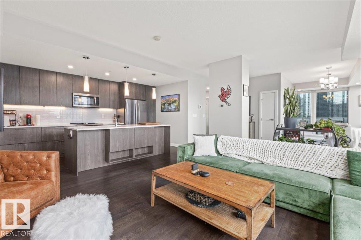 #1200 10180 103 ST NW - 6