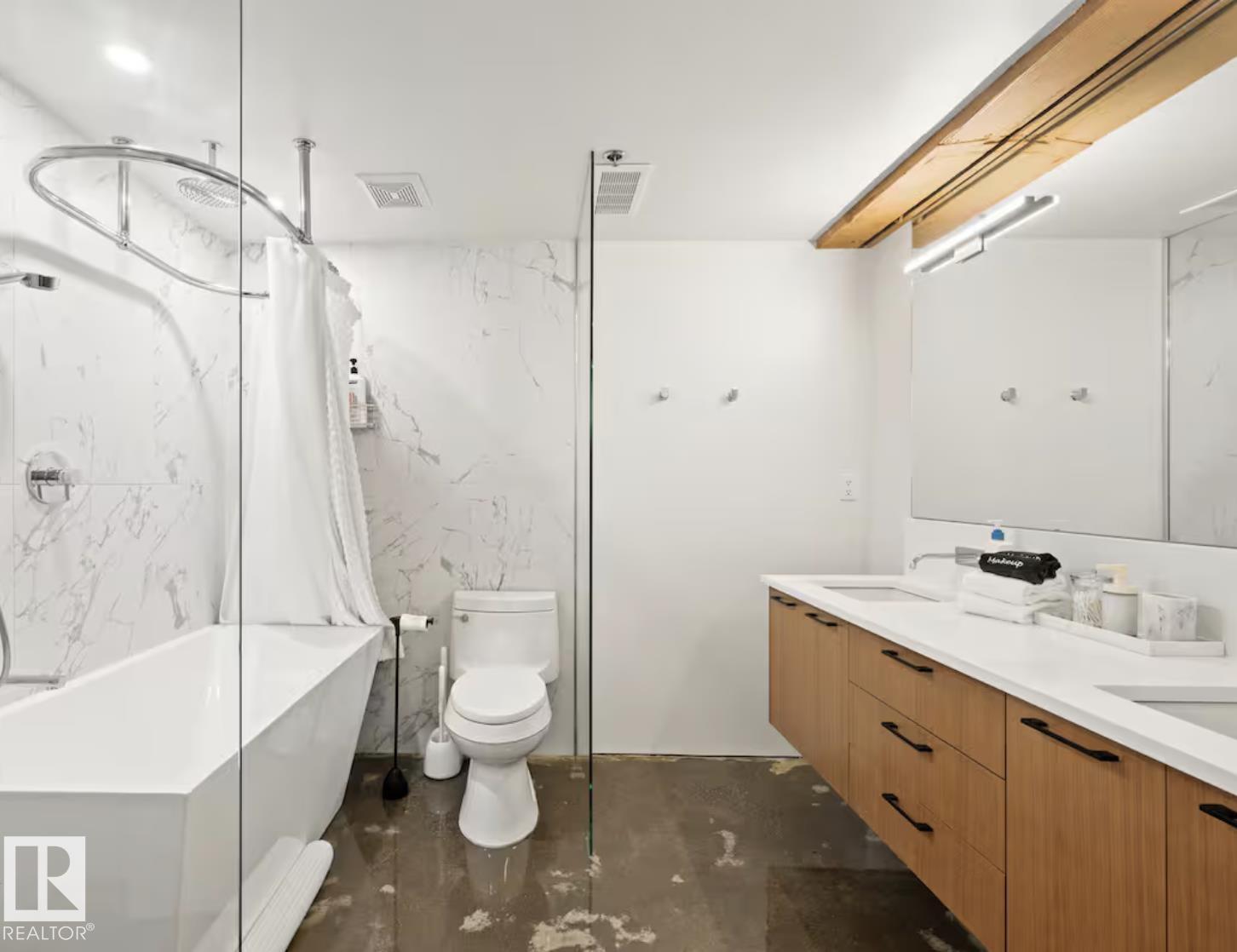 #114 10309 107 ST NW - 11