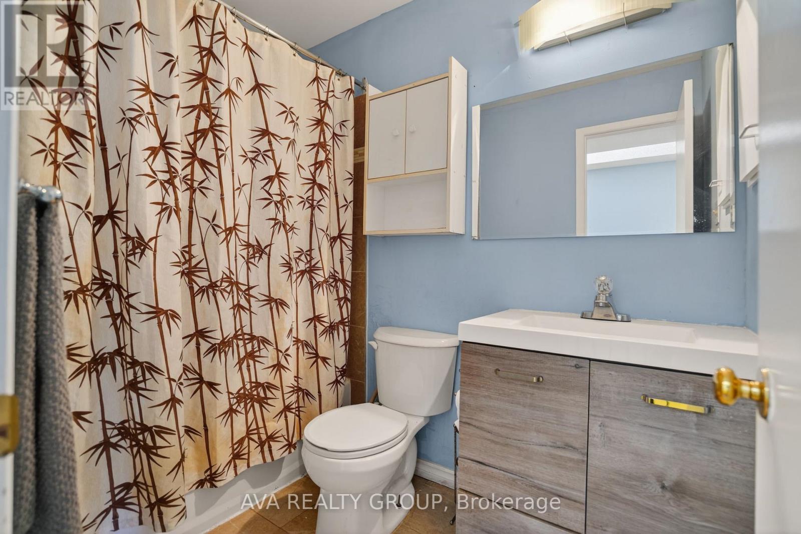 27 DANAHER DRIVE - 19