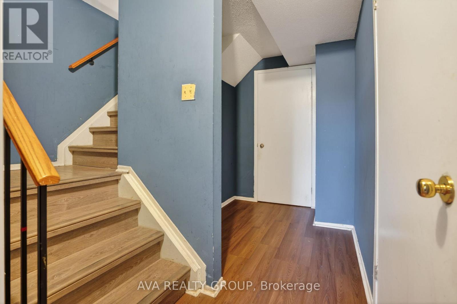 27 DANAHER DRIVE - 21