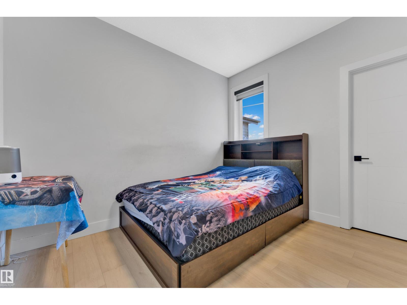 139 28 ST SW - 37