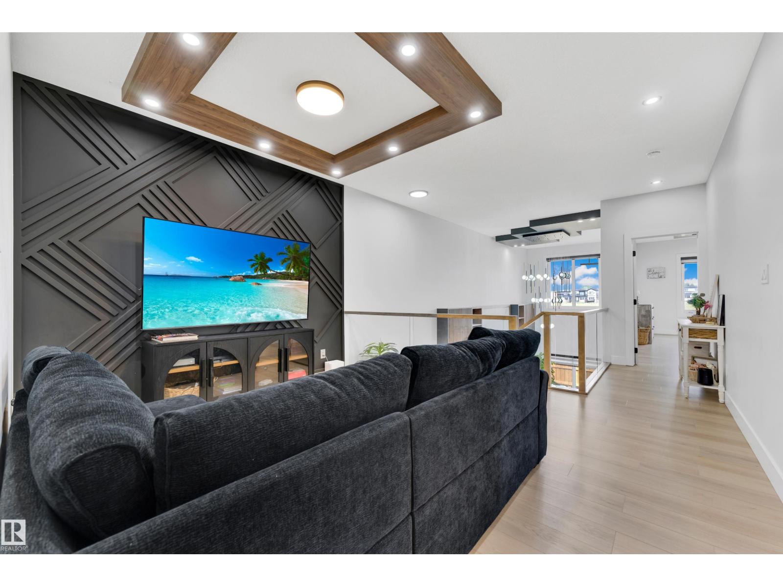 139 28 ST SW - 40