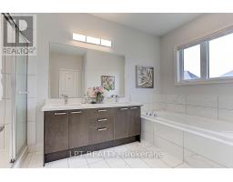 12 Baleberry Crescent, East Gwillimbury, ON L9N0P2 Photo 23