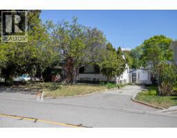 1829 Abbott Street, Kelowna, BC V1Y1B6 Photo 21