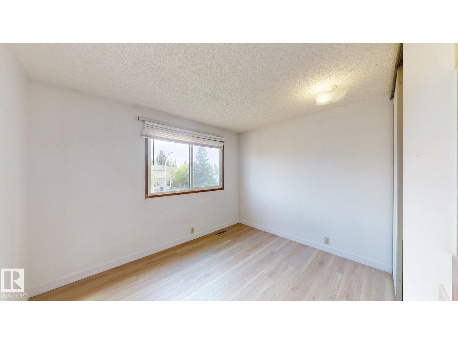 4912 34A AV NW - 10