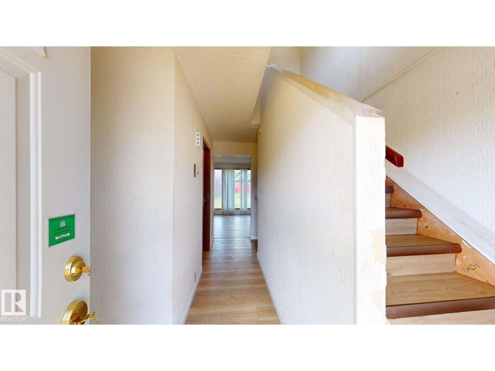 4912 34A AV NW - 23