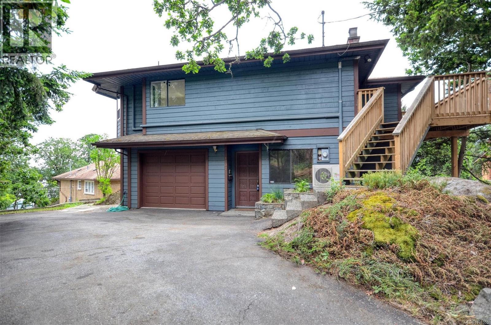 1007 Laburnum Road - main photo
