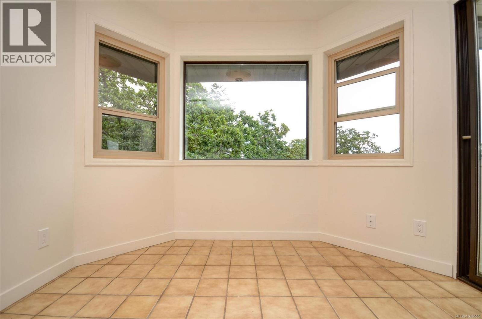 1007 Laburnum Rd - 35