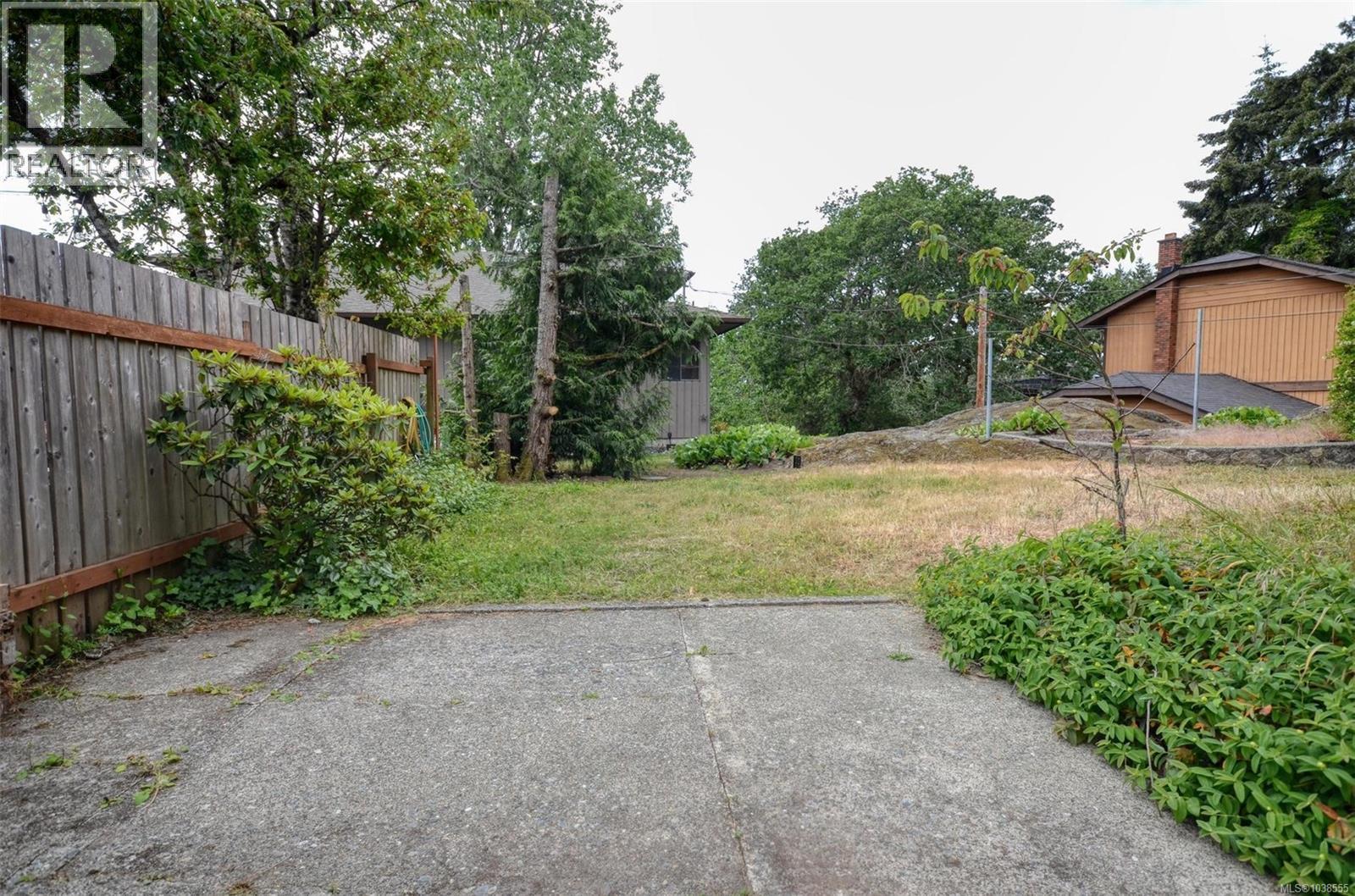 1007 Laburnum Rd - 39