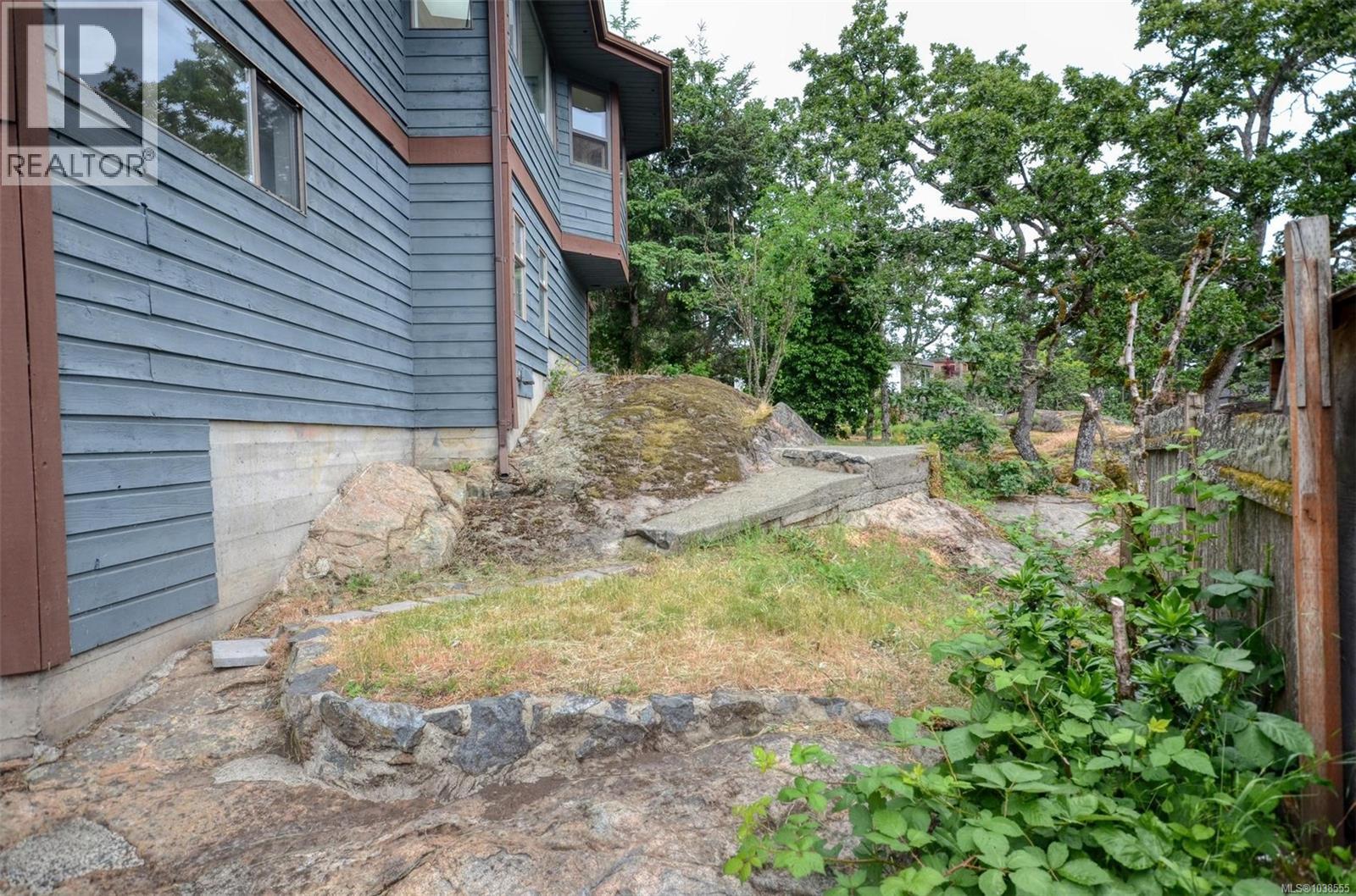 1007 Laburnum Rd - 40