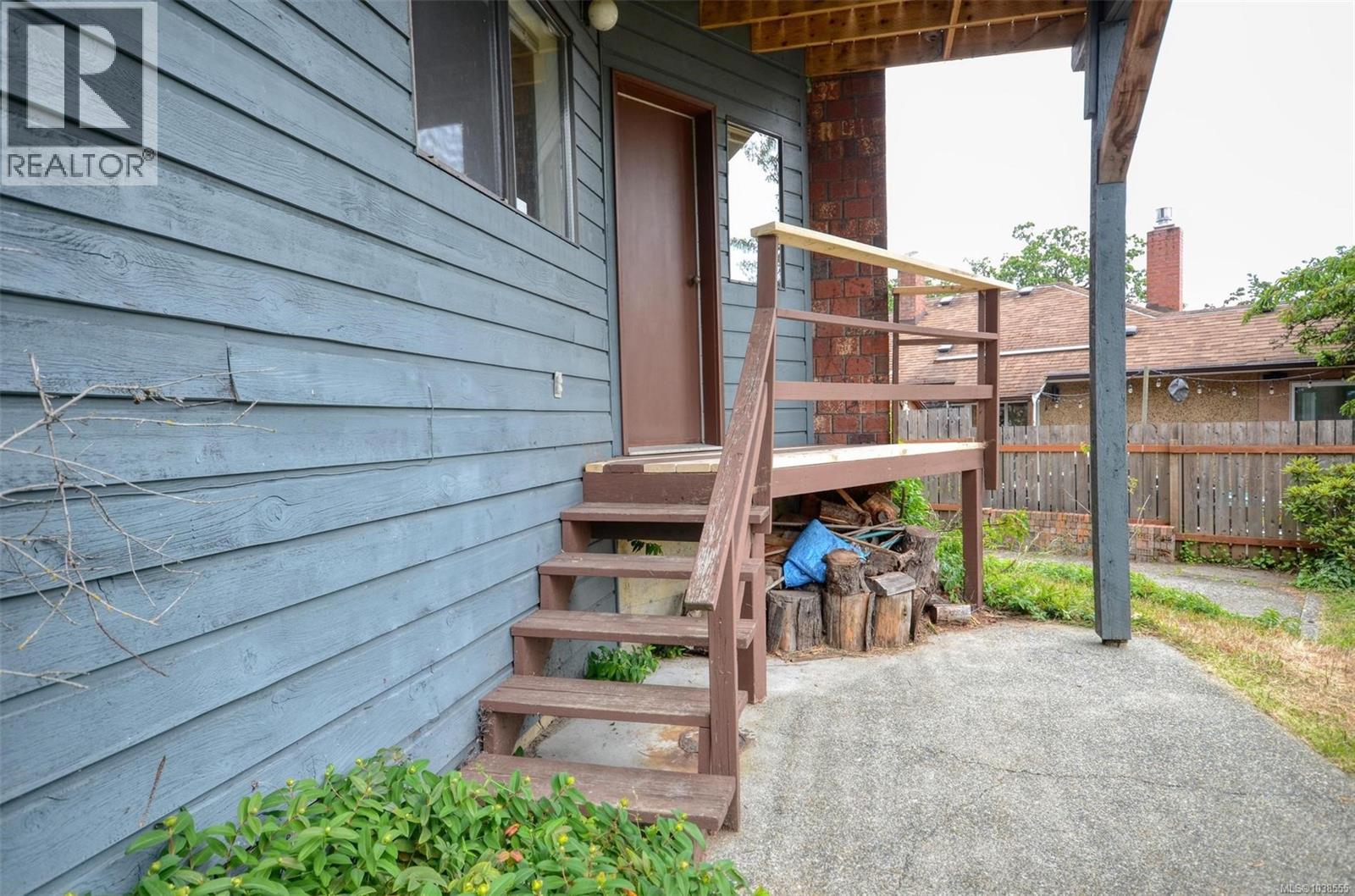 1007 Laburnum Rd - 43