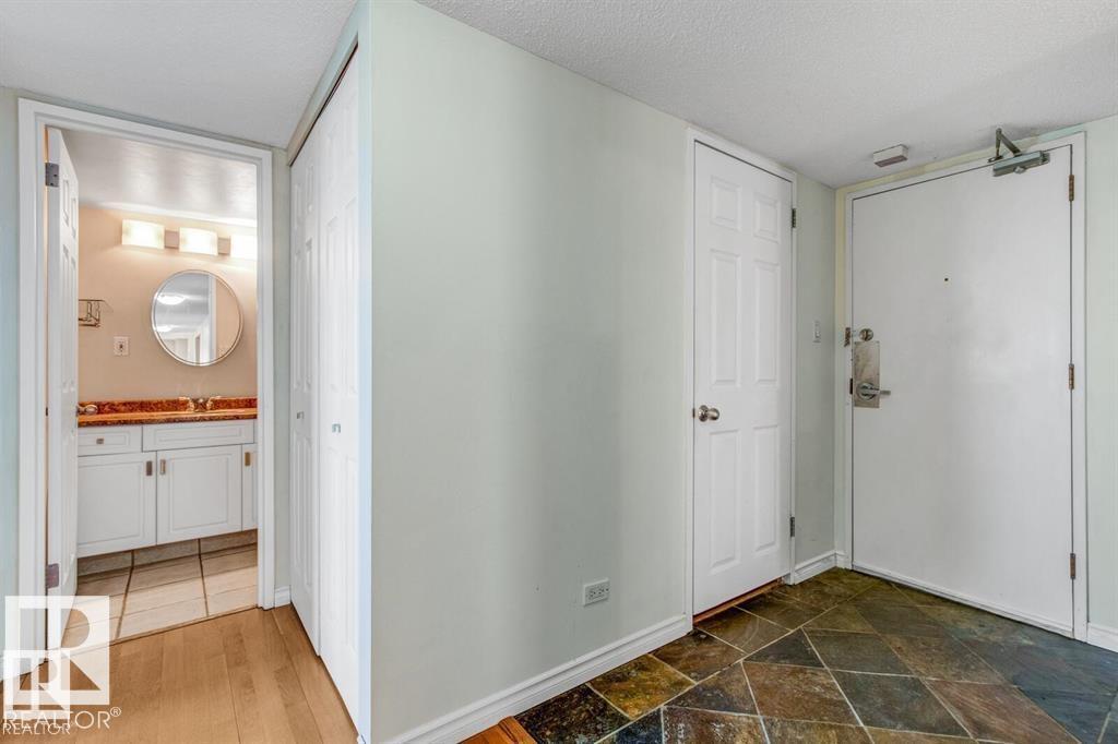 #1703 12303 JASPER AV NW - 25