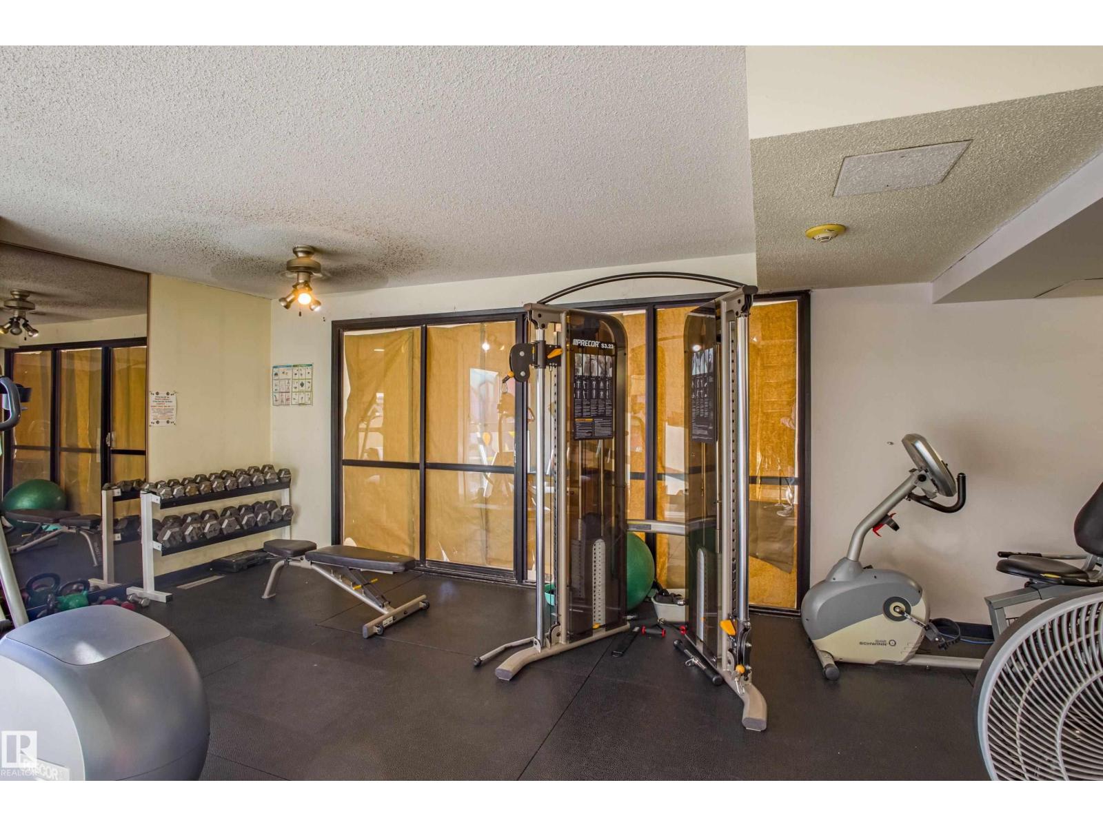 #1703 12303 JASPER AV NW - 33