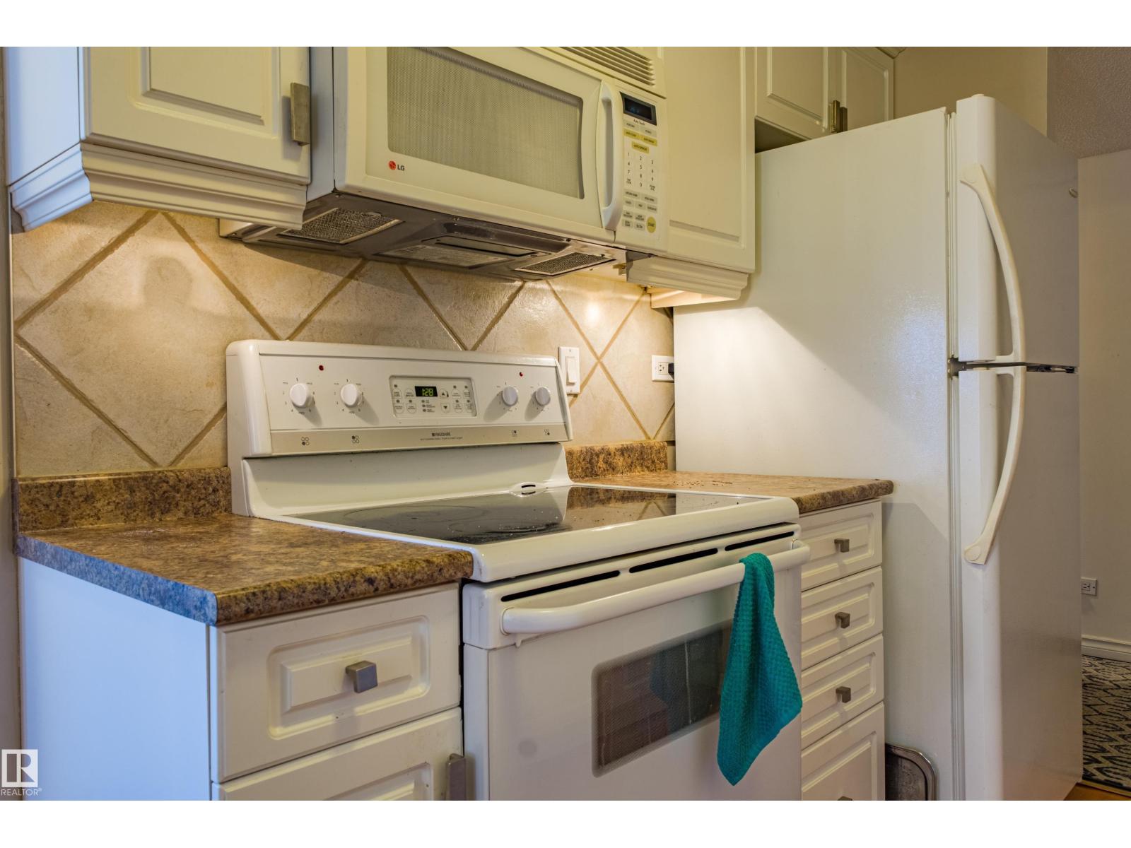 #1703 12303 JASPER AV NW - 8