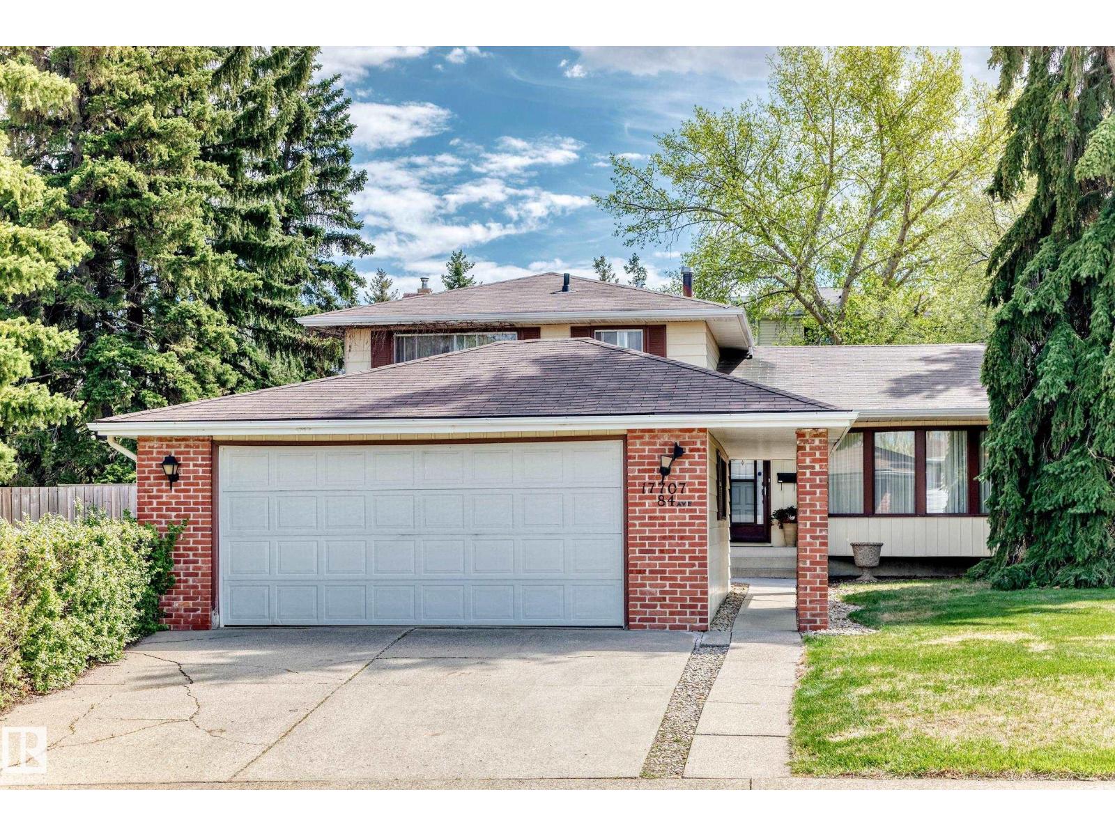 17707 84 AV NW - 1