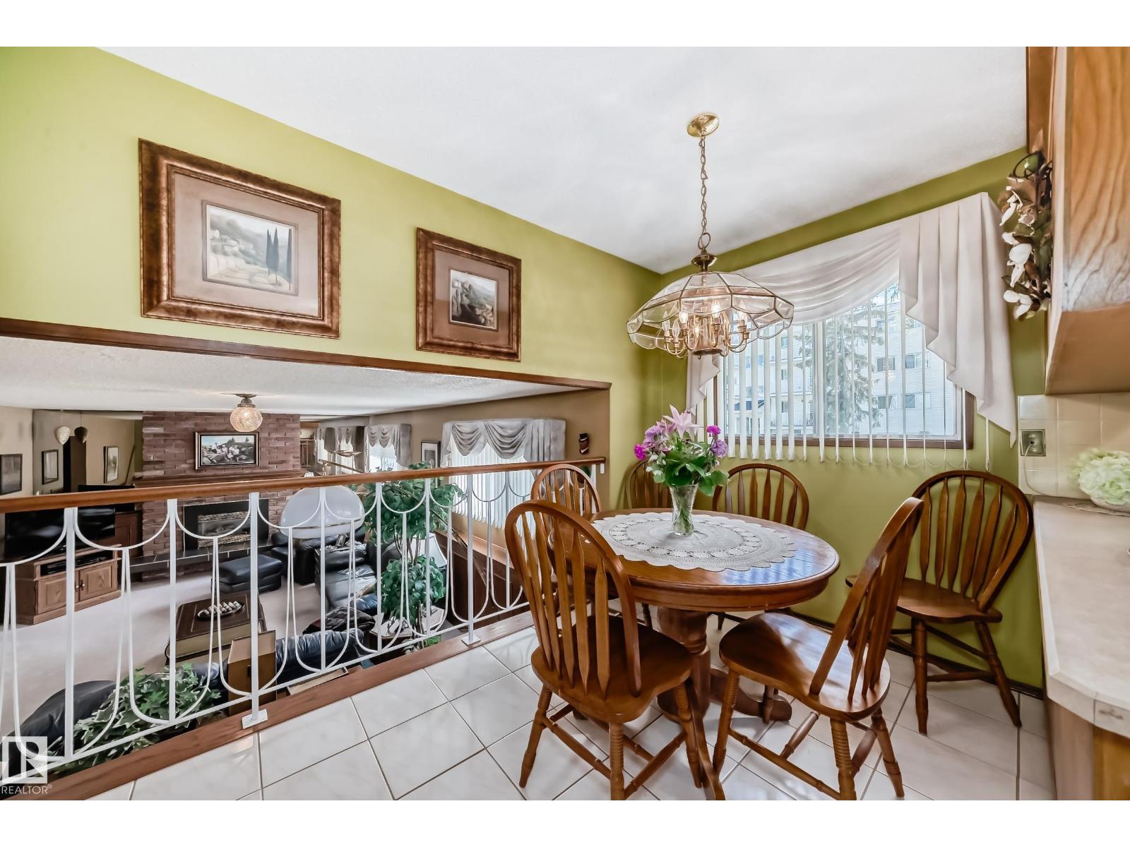 17707 84 AV NW - 10