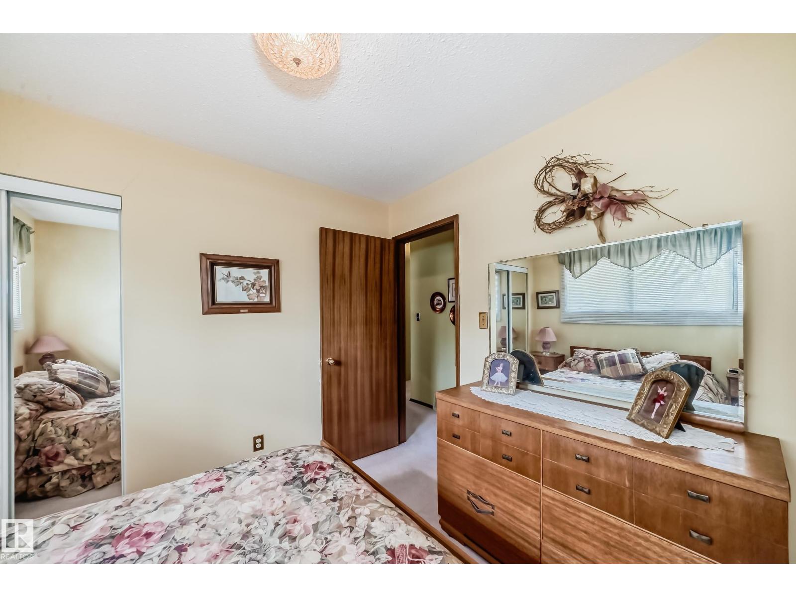 17707 84 AV NW - 29